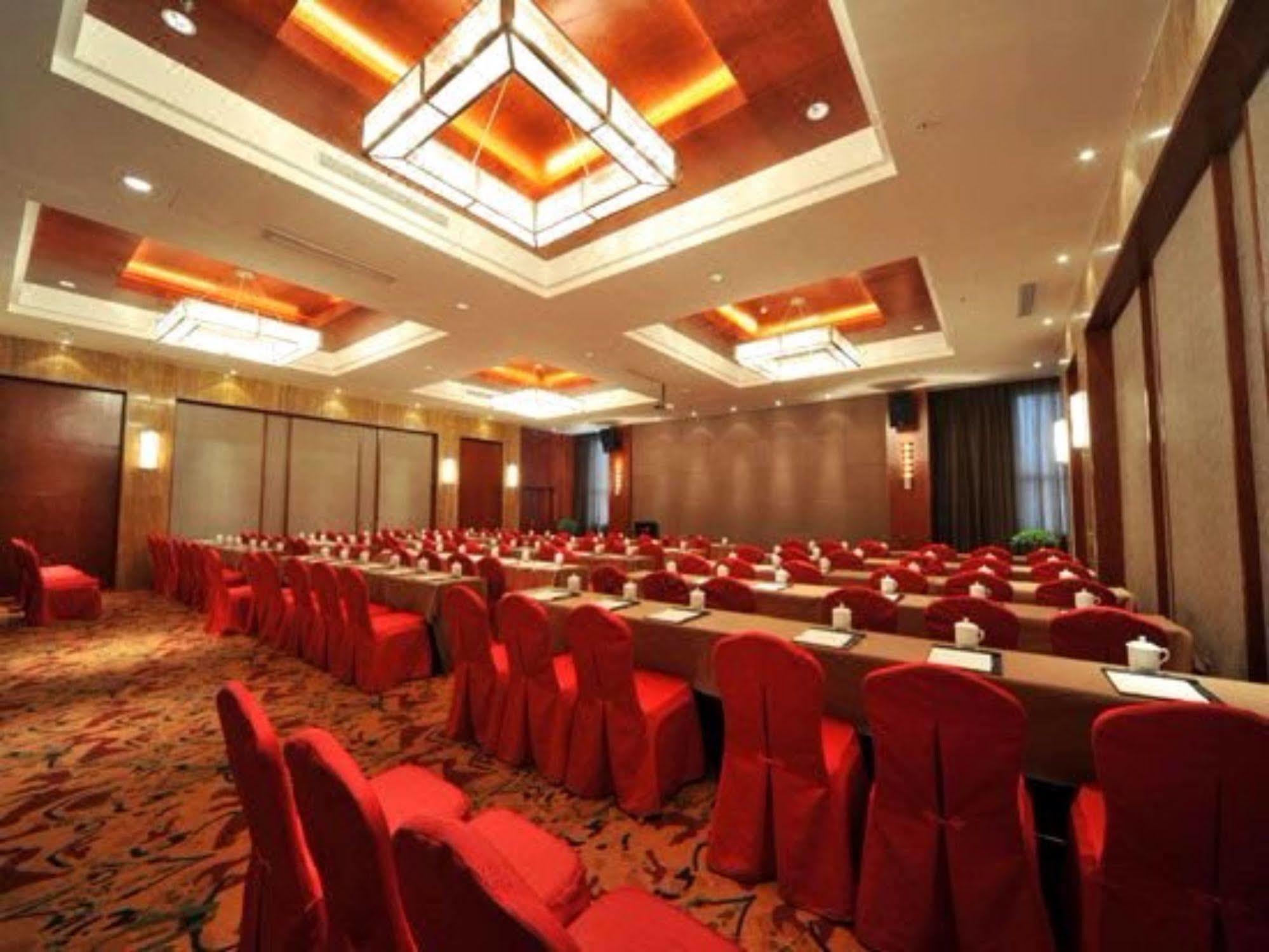 S&N Dalian Hotel Eksteriør billede