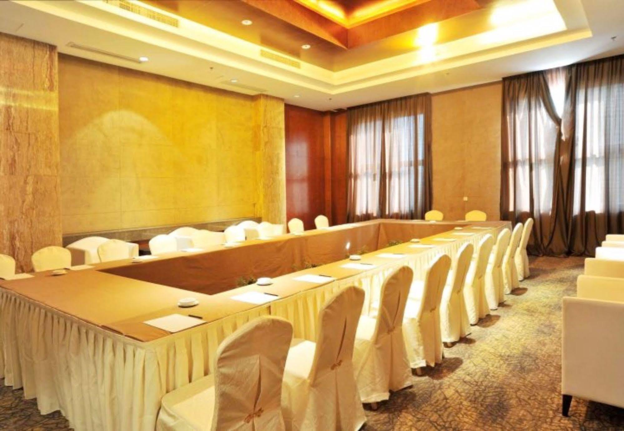 S&N Dalian Hotel Eksteriør billede