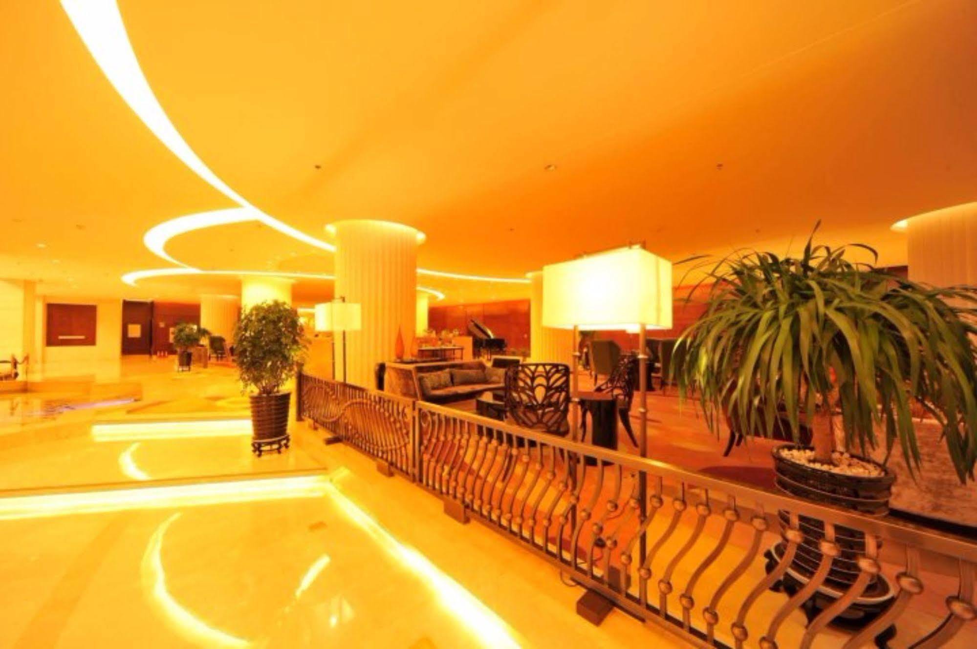 S&N Dalian Hotel Eksteriør billede